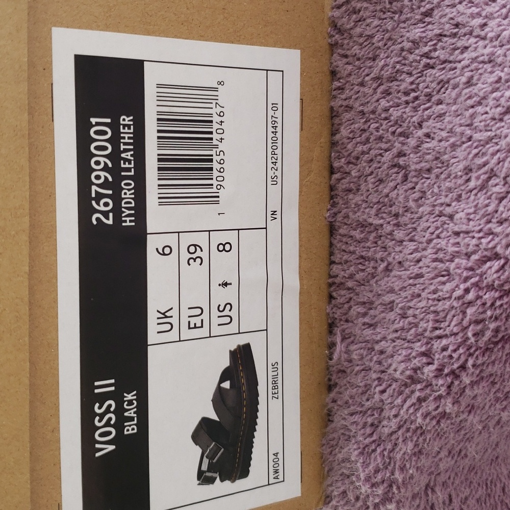Dr Marten Voss II - Picture 4 of 5